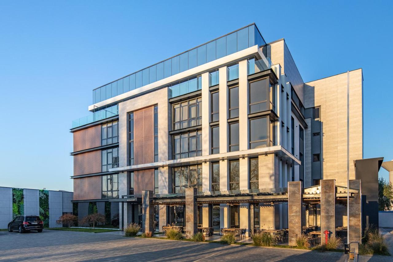 Hotel Kristal Focsani Focşani Exterior foto
